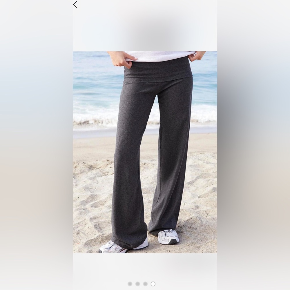 Brandy Melville foldover flare
